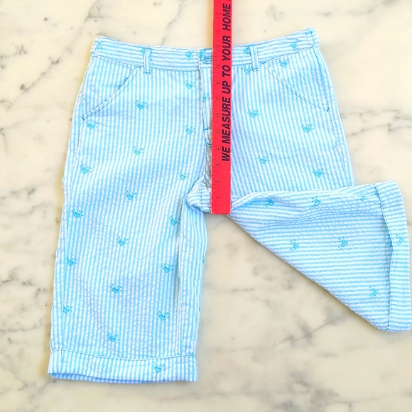 NWOT. 100% Cotton Seersucker Fabric Cropped Pants w/embroidered hearts & stripes - Picture 3 of 5